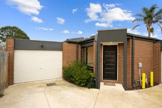 2/9 Cherryplum Court, Cranbourne North, Vic 3977