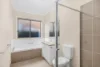 2/9 Creek View Close, Mount Clear, Vic 3350-Image