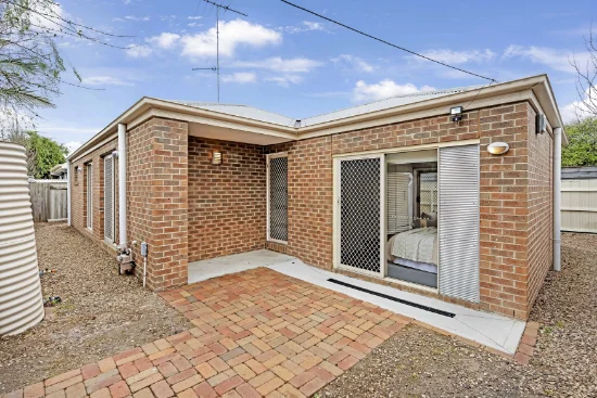 2/9 Mcneill Avenue, East Geelong, Vic 3219 - For Sale
