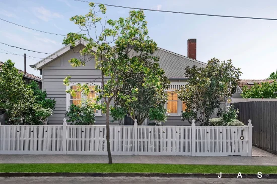 2 Acton Street, Seddon, Vic 3011