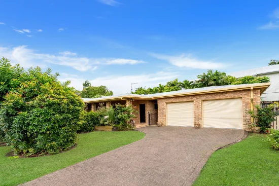 2 Arlington Close, Port Douglas, Qld 4877 - For Sale