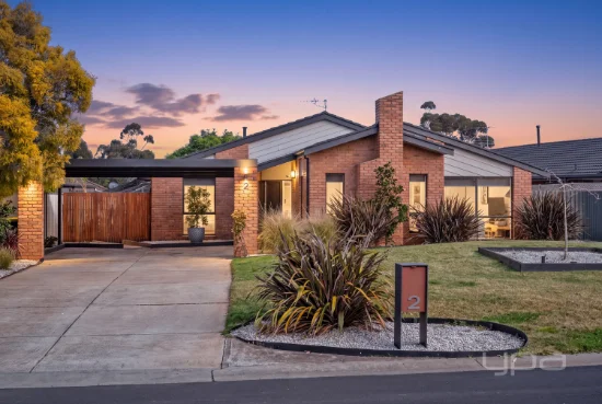 2 Asquith Place, Melton West, Vic 3337