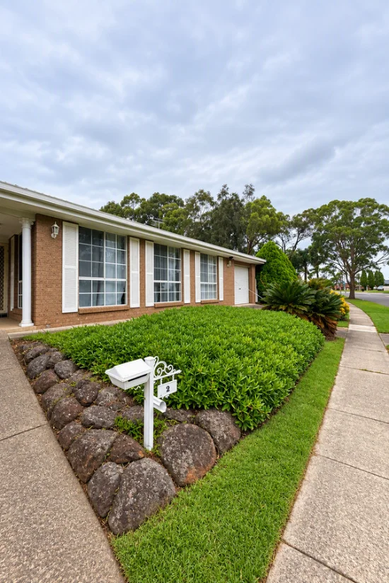 2 Ballard Place, Doonside, NSW 2767 - For Rent