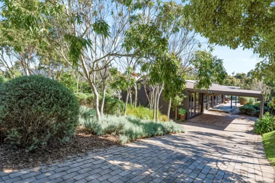 2 Barker Street, Flinders, Vic 3929