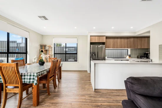 2 Barnabas Crescent, Christie Downs SA 5164-Image