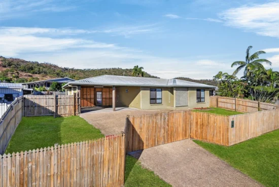 2 Bedrock Court, Mount Louisa, Qld 4814