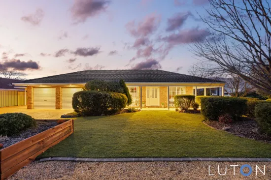 2 Benstead Place, Gordon, ACT 2906