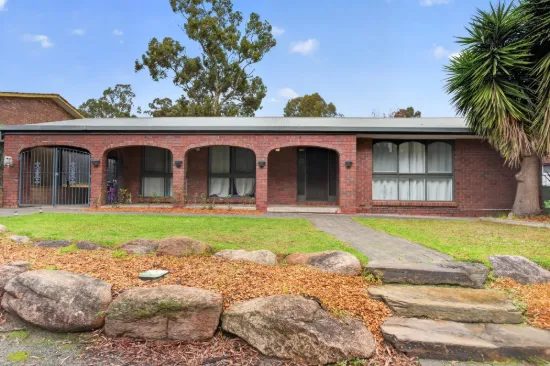 2 Birkdale Close, Fairview Park, SA 5126