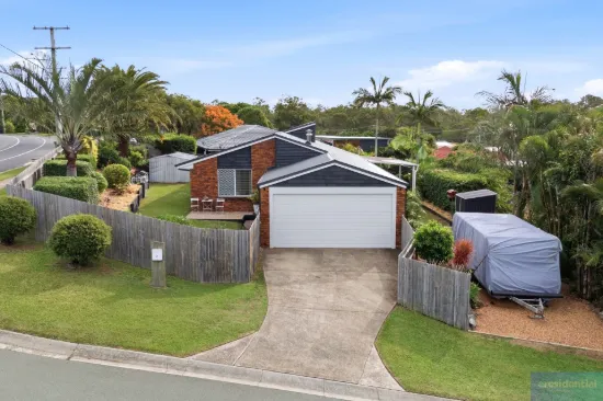2 Black Diamond Crescent, Edens Landing, Qld 4207