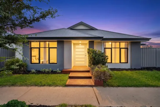 2 Blueberry Loop, Byford, WA 6122