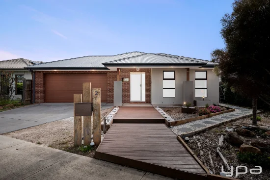 2 Braeburn Place, Werribee, Vic 3030