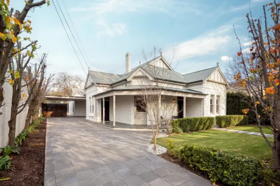 2 Bretwalder Avenue, Leabrook, SA 5068