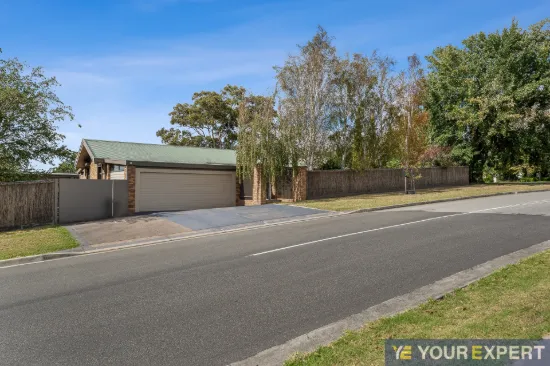 2 Buchanan Road, Berwick, Vic 3806