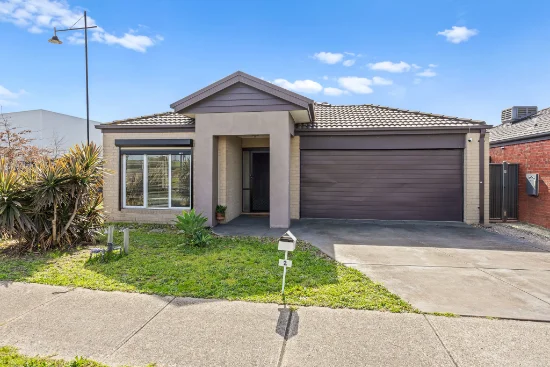 2 Buckthorn Drive, Cranbourne North, Vic 3977