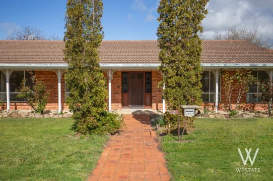 2 Cambewarra Court, Kelso, NSW 2795