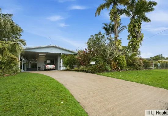 2 Casuarina Street, Tully Heads, Qld 4854