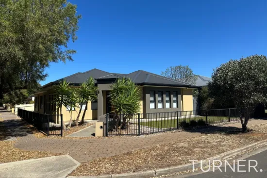 2 Chaplin Avenue, Hillcrest, SA 5086