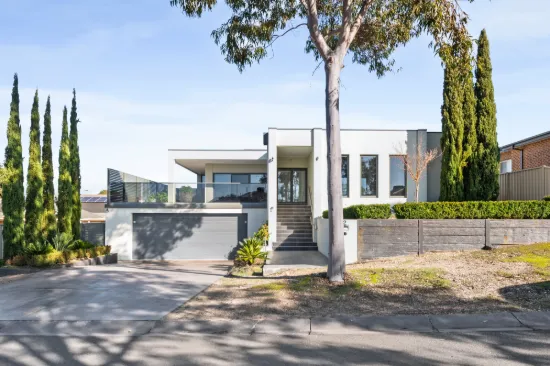 2 Charlbert Place, Strathfieldsaye, Vic 3551