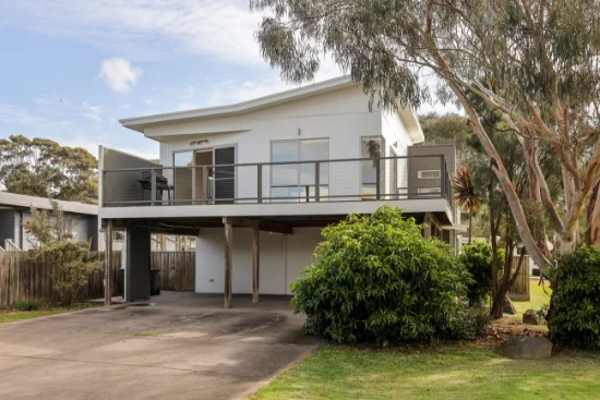 2 Chloe Close, Cowes, Vic 3922
