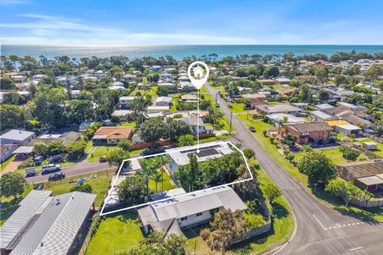 2 Christine Avenue, Torquay, Qld 4655