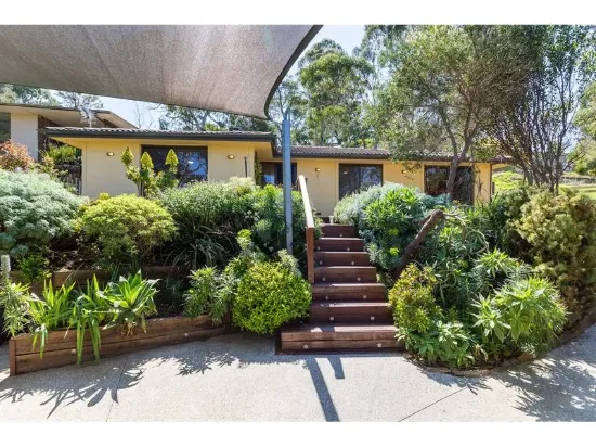 2 Christopher Avenue, Greenhill, SA 5140