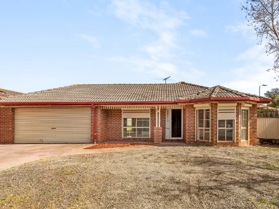 2 Clansman Close, Hoppers Crossing, Vic 3029