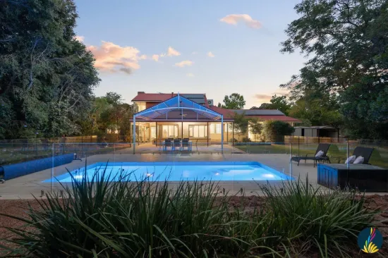 2 Coachmans Place, Roleystone, WA 6111