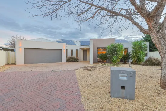 2 Commonwealth Court, Mildura, Vic 3500
