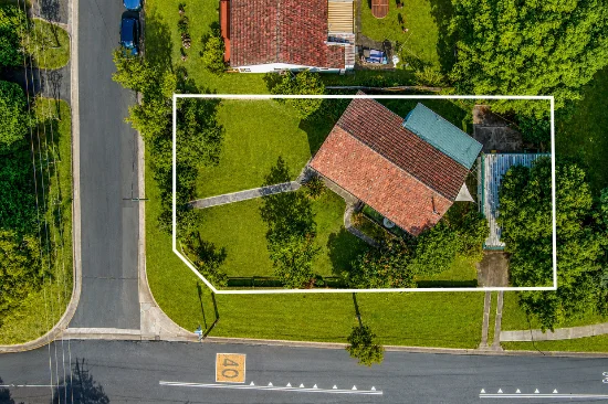 2 Coolabah Crescent, Forestville, NSW 2087