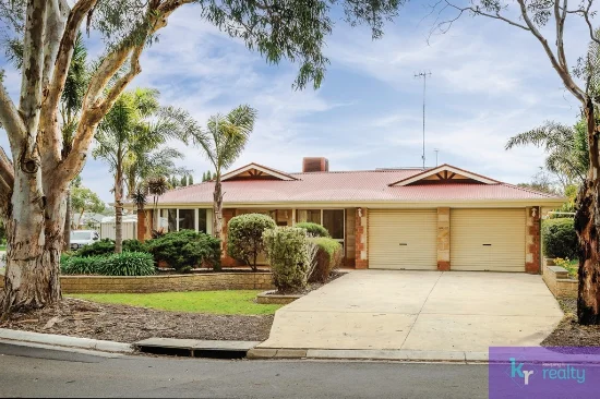 2 Coromandel Drive, McCracken, SA 5211