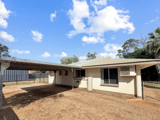 2 Cypress Crescent, East Side, NT 0870