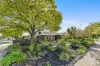 2 Deanswood Close, Keysborough, Vic 3173-Image