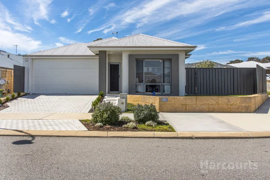 2 Deepwater Way, Lakelands, WA 6180