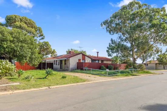 2 Dimboola Court, Craigmore, SA 5114