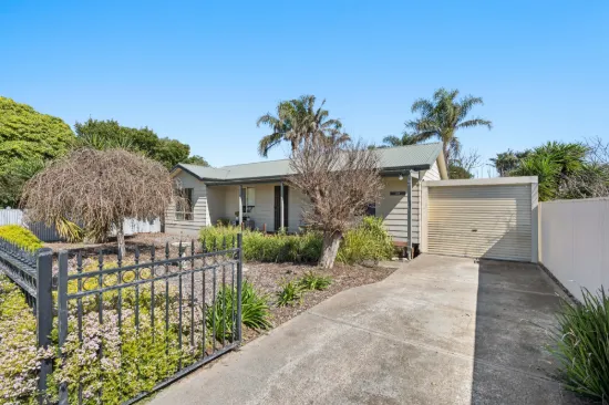 2 Dover Street, Aldinga Beach, SA 5173