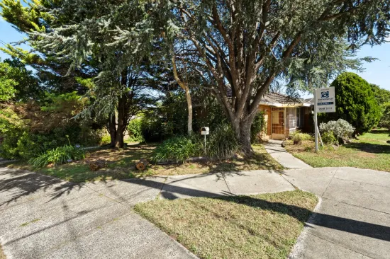 2 Duxson Drive, Templestowe, Vic 3106