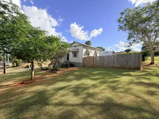 2 Elizabeth Street, Childers, Qld 4660