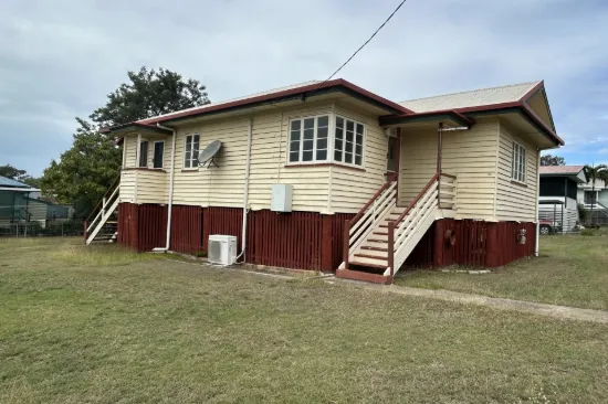 2 Elizabeth Street, South Gladstone, Qld 4680