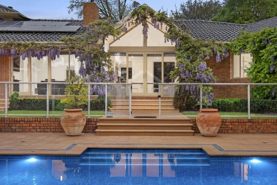 2 Elonara Court, Wheelers Hill, Vic 3150 - For Sale