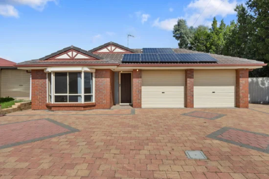 2 Enmore Drive, Craigmore, SA 5114