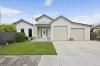 2 Ercil Street, Wendouree, Vic 3355