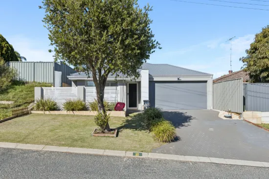 2 Faversham Way, Heathridge, WA 6027