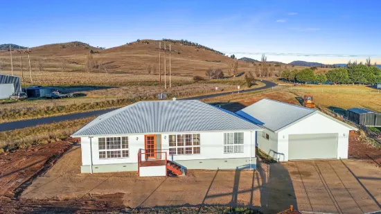 2 Fergus Street, Bredbo NSW 2626-Image