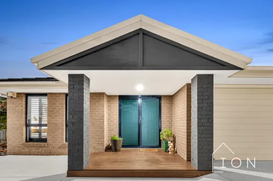 2 Ferndown Drive, Cranbourne, Vic 3977