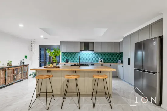 2 Ferndown Drive, Cranbourne, Vic 3977-Image