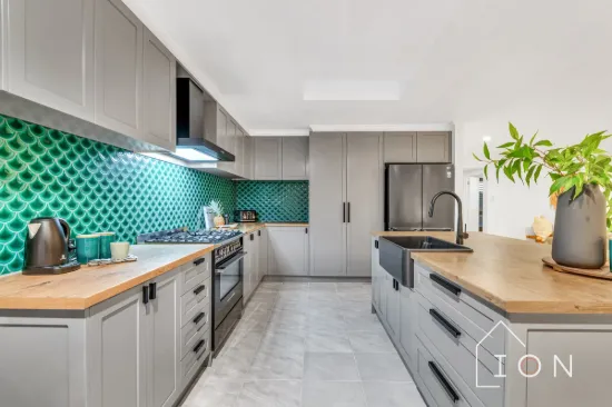 2 Ferndown Drive, Cranbourne, Vic 3977-Image