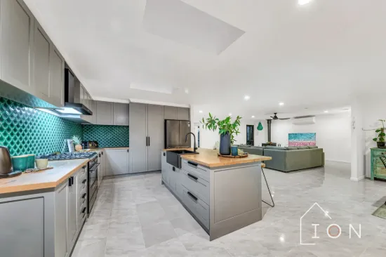 2 Ferndown Drive, Cranbourne, Vic 3977-Image