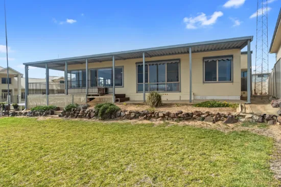 2 Francis Place, Moonta Bay, SA 5558