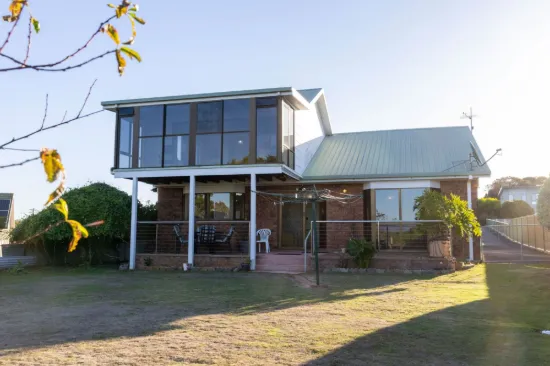 2 Frederick Street, Hawley Beach, Tas 7307