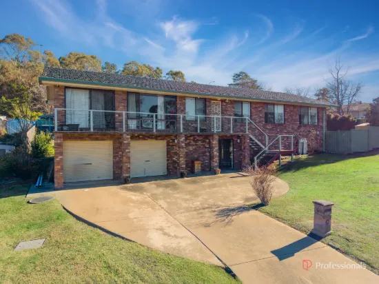2 Freeman Crescent, Armidale, NSW 2350